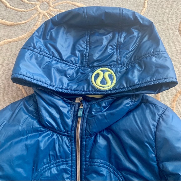 Lululemon | Blue Jacket / Lime Detachable Fleece 2 - Picture 2 of 9